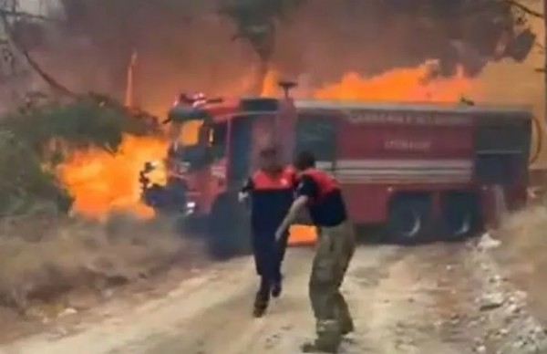 Çanakkale'deki yangında skandal! CHP'li müdür itfaiye aracını kendi yaşadığı siteye sevk etti
